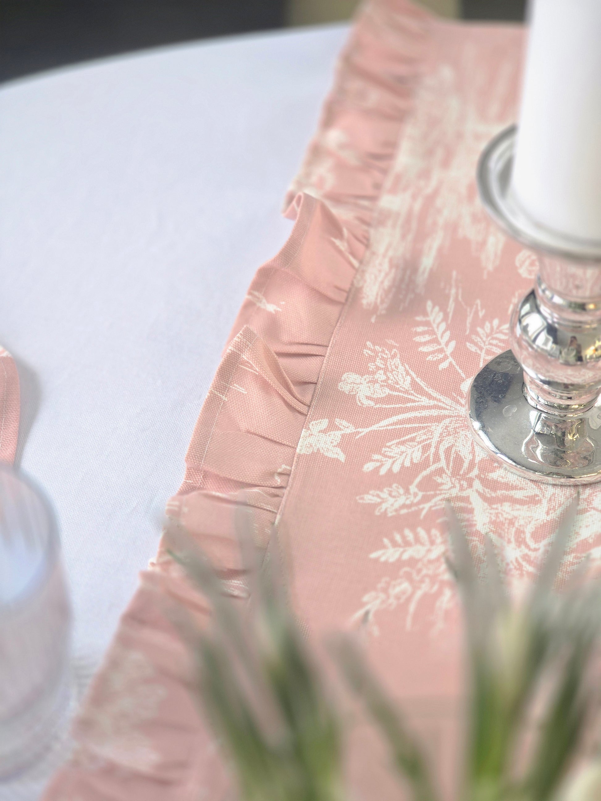 Rose Toile